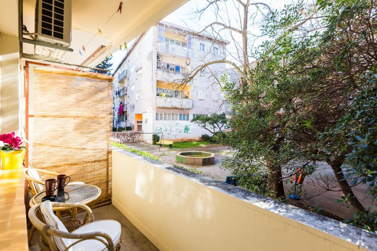 Lavender Apt. W. Balcony In Old Town Zara Esterno foto