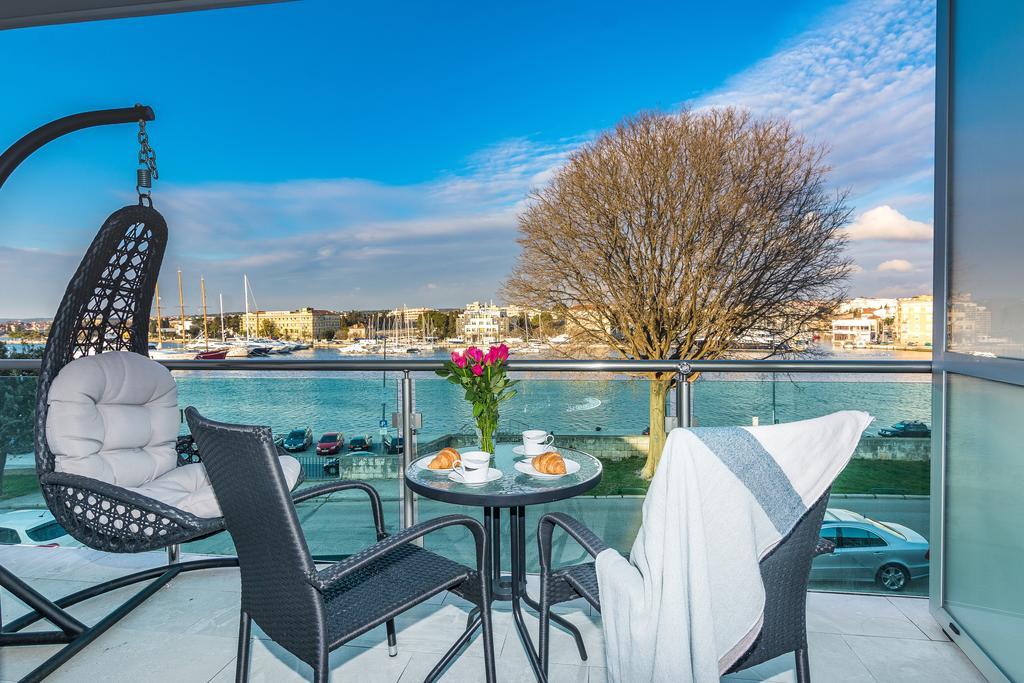 Lavender Apt. W. Balcony In Old Town Zara Esterno foto