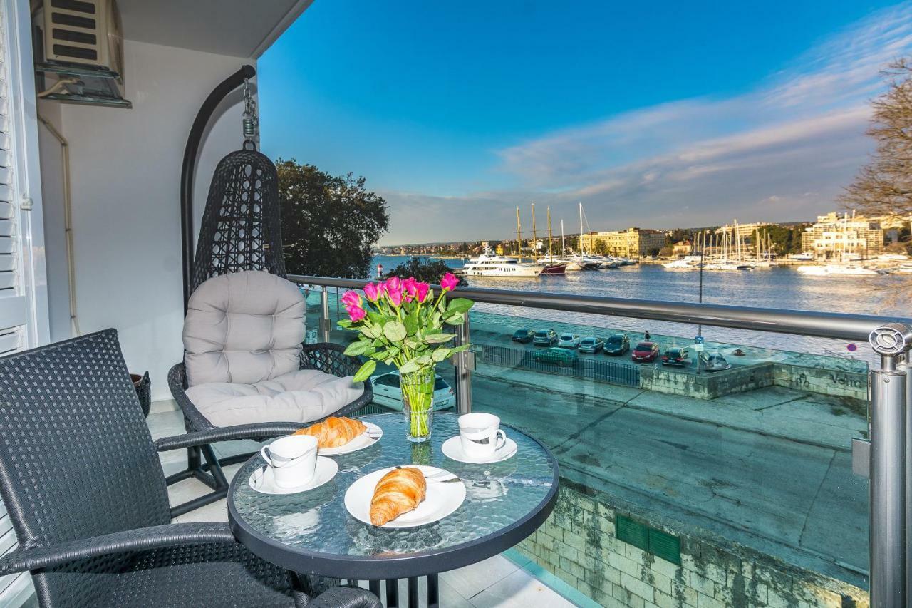 Lavender Apt. W. Balcony In Old Town Zara Esterno foto